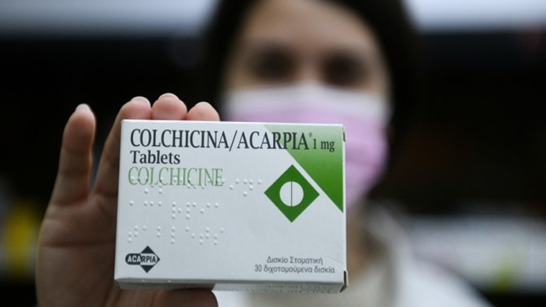 Η κολχικίνη μειώνει τη διάρκεια νοσηλείας και την ανάγκη χορήγησης οξυγόνου στους ασθενείς Covid-19
