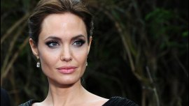 Συγκλονίζει η Angelina Jolie: Η πάθηση που παρέλυσε το πρόσωπό της μετά το διαζύγιο