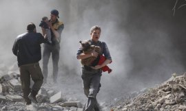 «Λουτρό αίματος» στη Συρία: Περισσότεροι από 42 άμαχοι νεκροί: Χιλιάδες εγκαταλείπουν τη Γούτα