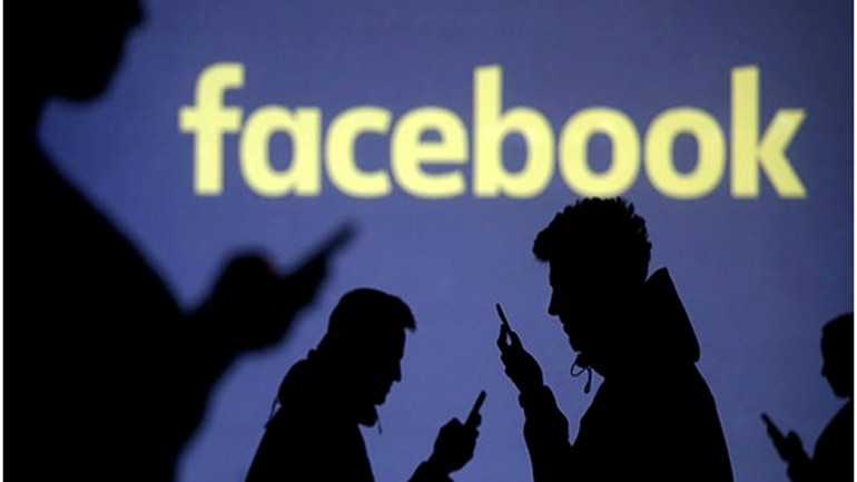 Το Facebook απαγόρευσε και έσβησε τις ιστοσελίδες που χαρακτηρίζει ακροδεξιές και αντισημιτικές