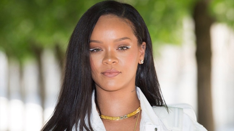 Η αυτοβιογραφία της Rihanna κυκλοφορεί από τον οίκο Phaidon