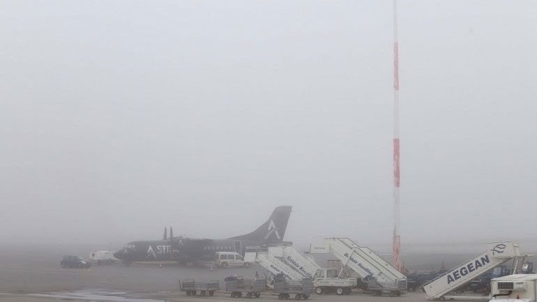 Ακυρώθηκαν πτήσεις λόγω αδυναμίας προσγείωσης στο αεροδρόμιο «Μακεδονία»
