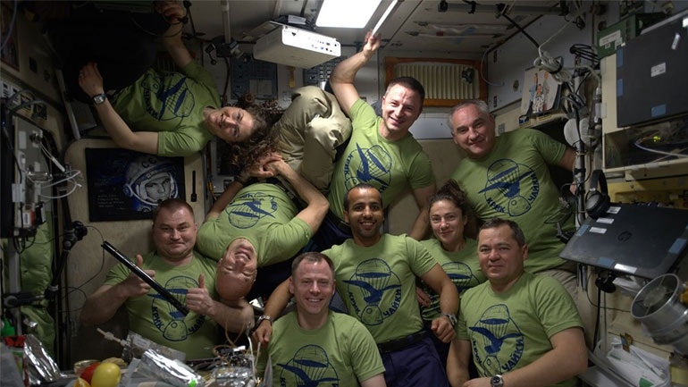 Πολυκοσμία στον Διεθνή Διαστημικό Σταθμό με εννέα αστροναύτες από τέσσερις διαστημικές υπηρεσίες