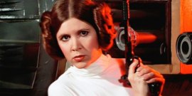 «Έφυγε» η πριγκίπισσα Leia του Star Wars στα 60 της χρόνια