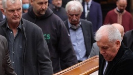 Πλήθος κόσμου στην κηδεία του Ίβκοβιτς