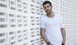 Έλληνας τραγουδιστής σταματάει τις εμφανίσεις του για λόγους υγείας