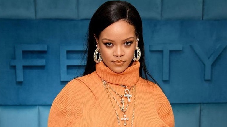 Η Rihanna δώρισε πέντε εκατ. δολάρια για τη μάχη κατά του κορωνοϊού