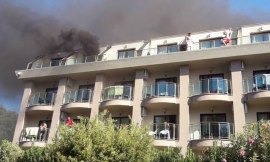 Φωτιά σε ξενοδοχείο: Τρόμος  για 400 τουρίστες